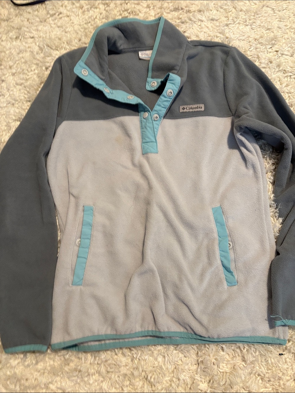 Columbia Two-Tone Gray and Aqua Snap Fleece Pullover